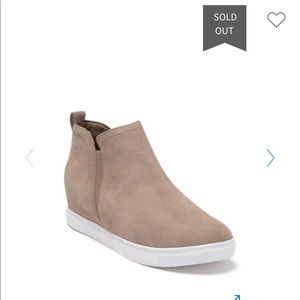 NWT Nordstrom Blondo Wedge Sneaker Size 10